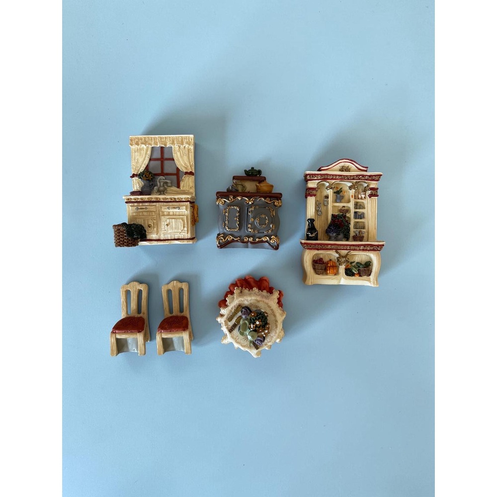 Vintage Avon Victorian Memories Country Kitchen - Dollhouse Furniture - 6 Pc Set